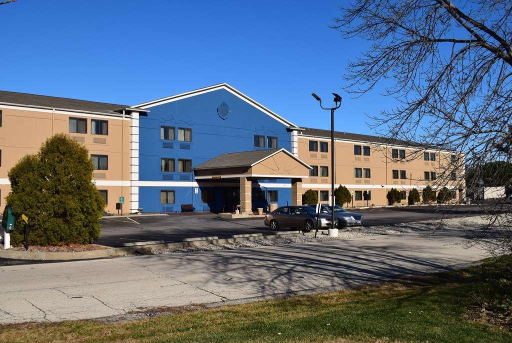 Americinn By Wyndham Glendale Milwaukee Whitefish Bay Eksteriør bilde