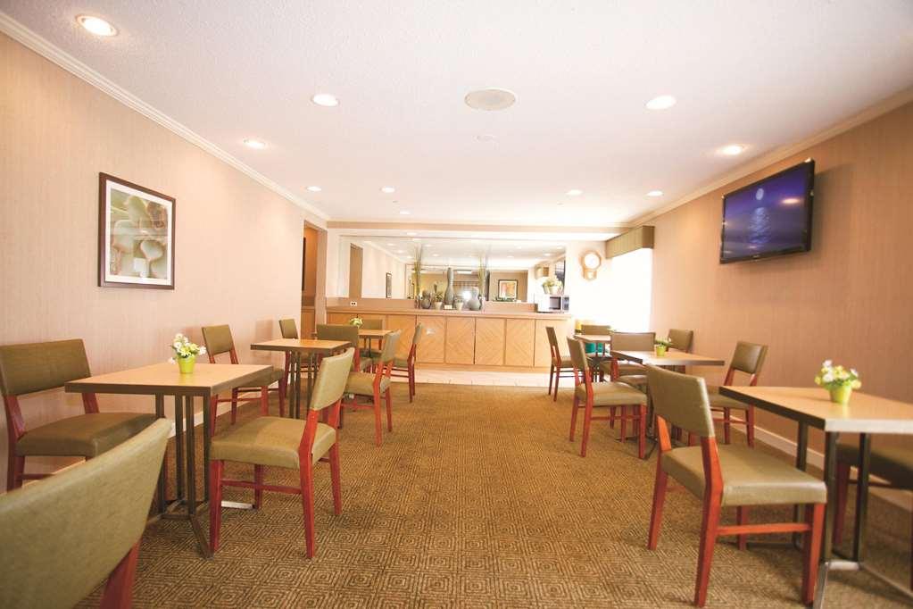 Americinn By Wyndham Glendale Milwaukee Whitefish Bay Rom bilde