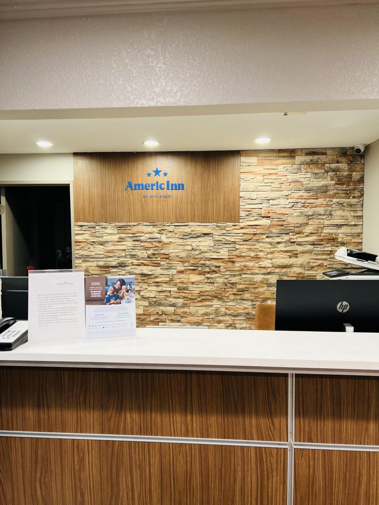 Americinn By Wyndham Glendale Milwaukee Whitefish Bay Eksteriør bilde